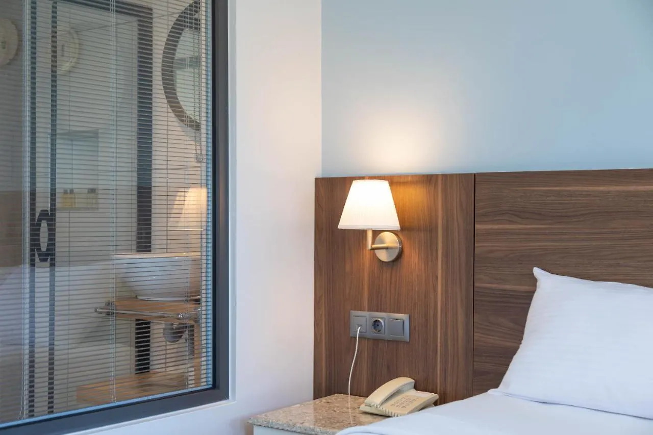 Bronze Hotel Ölüdeniz Bed & Breakfast