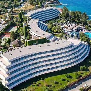 Курортный комплекс The Grand Blue Sky International